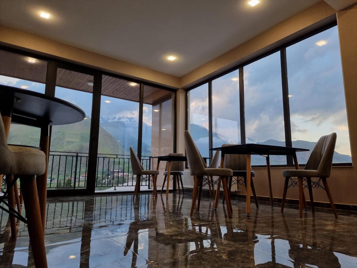 Hotel Sweet Night Kazbegi Eksteriør bilde