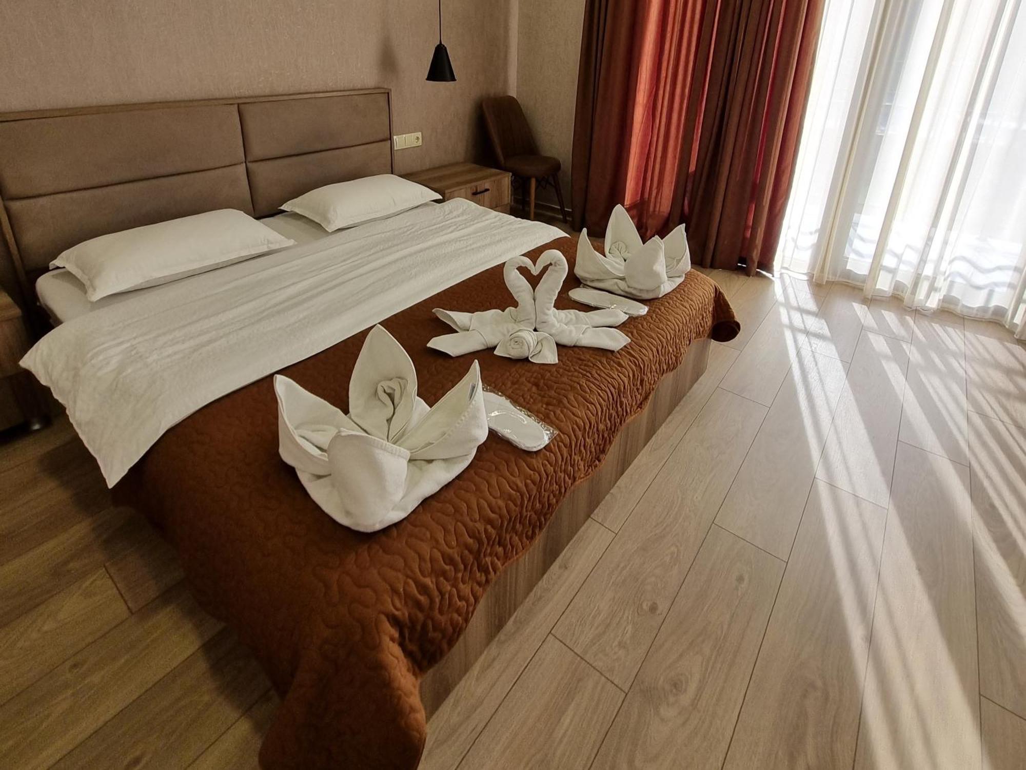 Hotel Sweet Night Kazbegi Eksteriør bilde