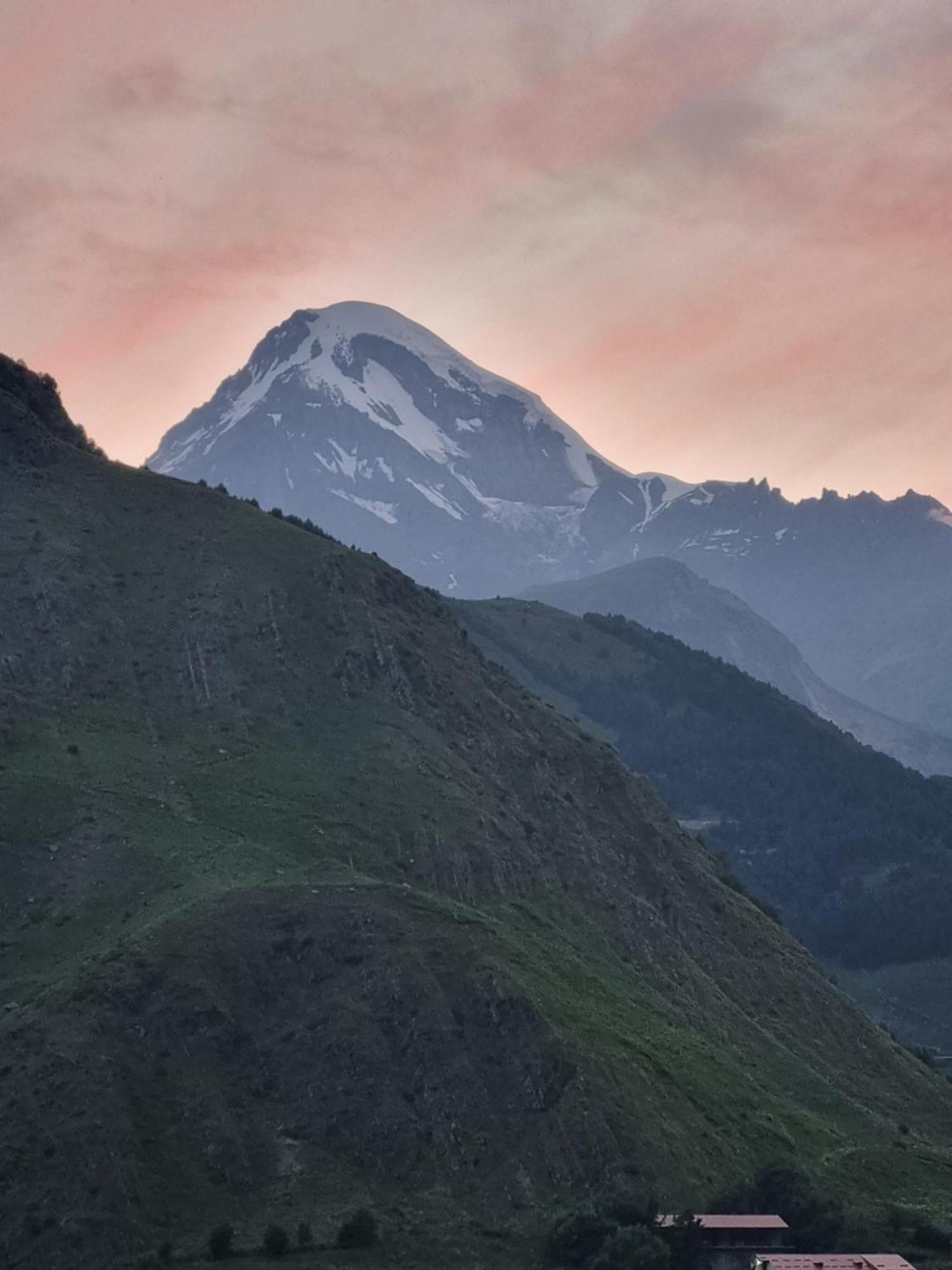 Hotel Sweet Night Kazbegi Rom bilde